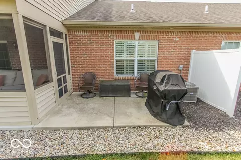 Exterior - 5604 Payne Blvd, Plainfield, IN 46168 photo 6 of 7