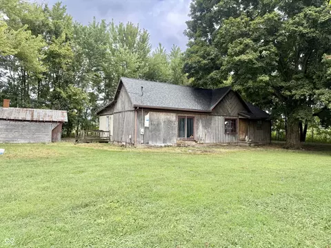 3160 N George, Medora, IN 47260