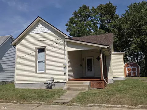 324 W Locust St, Shelbyville, IN 46176