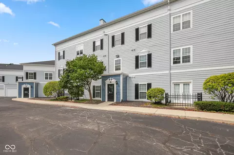 12863 Tradd St #1C, Carmel, IN 46032