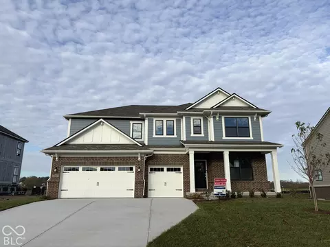 2426 Red Squirrel Way, Zionsville, IN 46077
