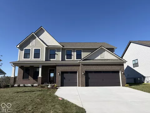 2426 Red Squirrel Way, Zionsville, IN 46077