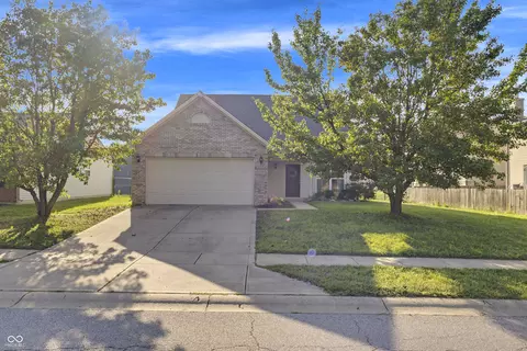 7350 Pipestone Dr, Indianapolis, IN 46217