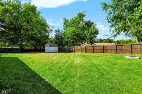 Exterior - 110 Ladino Ln, Pendleton, IN 46064 photo 13 of 14