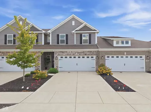 6387 Wasco Dr, Whitestown, IN 46075