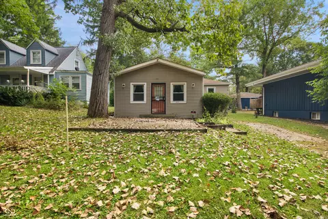 5875 Bonnie Brae St, Indianapolis, IN 46228