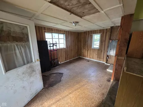 Other - 123 E Rdg, Brazil, IN 47834 photo 7 of 12