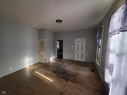 Living - 123 E Rdg, Brazil, IN 47834 photo 1 of 5
