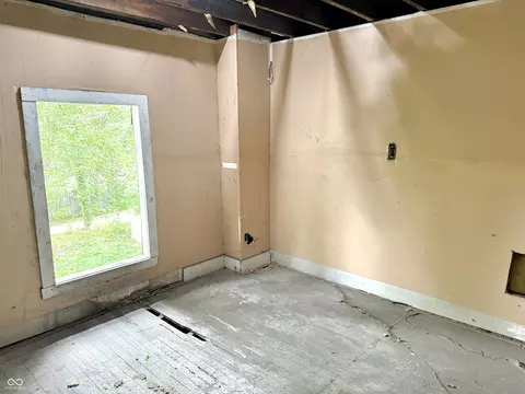 Bedroom - 2942-2944 E Michigan St, Indianapolis, IN 46201 photo 4 of 21