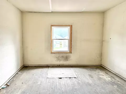 Bedroom - 2942-2944 E Michigan St, Indianapolis, IN 46201 photo 18 of 21