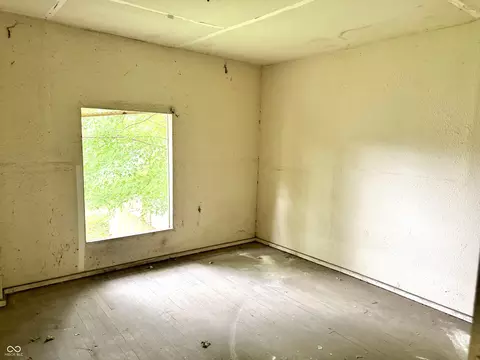 Bedroom - 2942-2944 E Michigan St, Indianapolis, IN 46201 photo 13 of 21