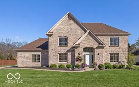 7409 River Birch Ln, Indianapolis, IN 46236