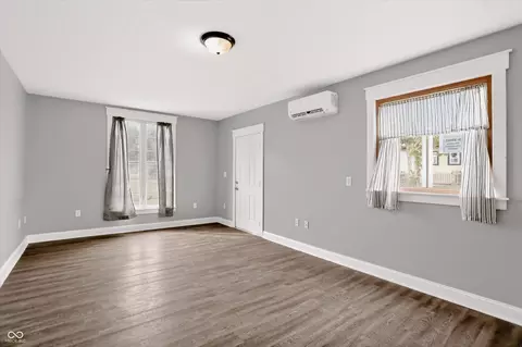 Living - 752 Miley Ave, Indianapolis, IN 46222 photo 9 of 10
