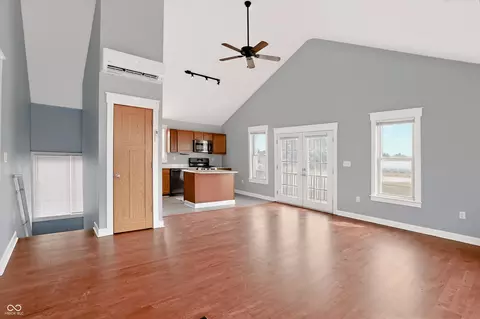 Living - 752 Miley Ave, Indianapolis, IN 46222 photo 1 of 10