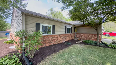 Exterior - 7520 Ardwell Dr, Indianapolis, IN 46237 photo 4 of 11