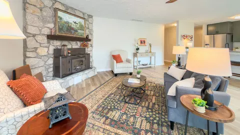 Living - 7520 Ardwell Dr, Indianapolis, IN 46237 photo 4 of 7
