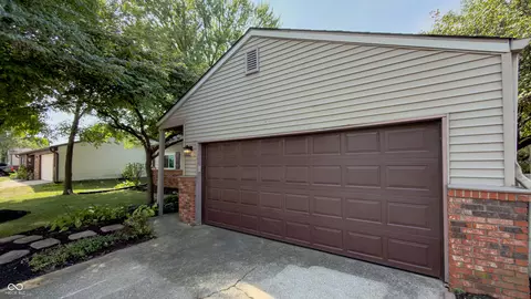 Exterior - 7520 Ardwell Dr, Indianapolis, IN 46237 photo 7 of 11