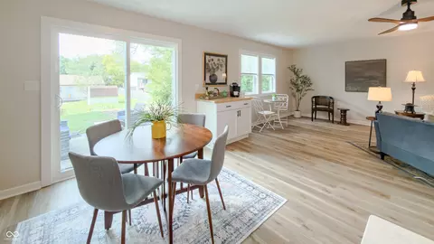 Dining - 7520 Ardwell Dr, Indianapolis, IN 46237 photo 2 of 4
