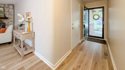Entry Way - 7520 Ardwell Dr, Indianapolis, IN 46237 photo 1 of 1
