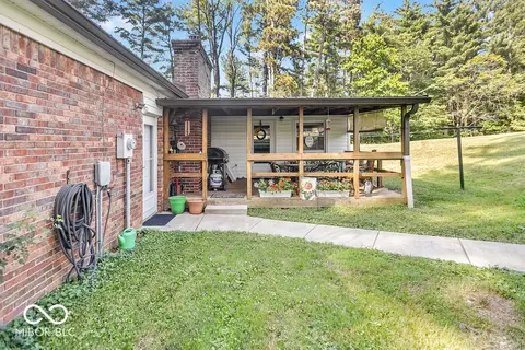 Exterior - 3675 S Duncan Rd, Bloomington, IN 47403 photo 10 of 21