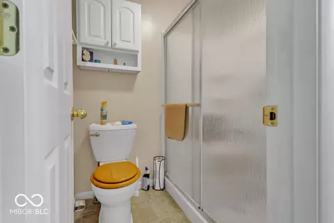 Bath - 3675 S Duncan Rd, Bloomington, IN 47403 photo 3 of 3