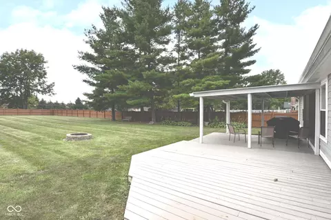 Exterior - 5831 Dan Patch Dr, Indianapolis, IN 46237 photo 5 of 5