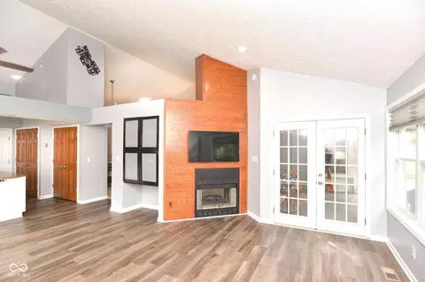Living - 5831 Dan Patch Dr, Indianapolis, IN 46237 photo 3 of 3