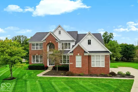 6579 Bainbridge Cir, Zionsville, IN 46077