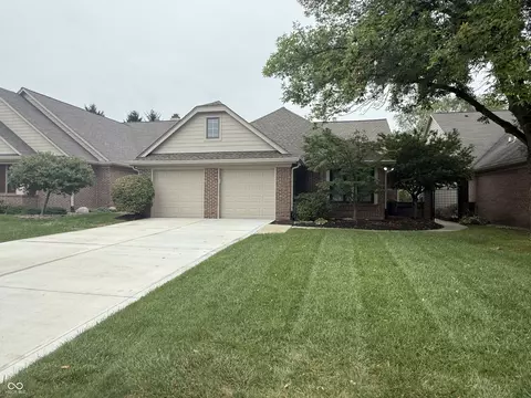 11999 Waterford Ln, Carmel, IN 46033