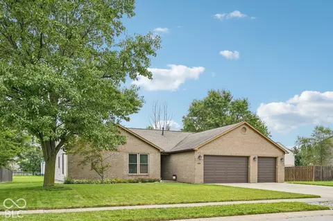 524 Zephyr Way, Westfield, IN 46074