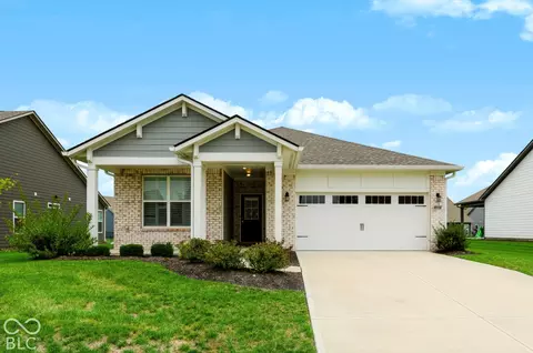 3644 Chalmers Dr, Bargersville, IN 46106