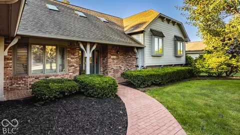 9037 Pinecreek Way, Indianapolis, IN 46256