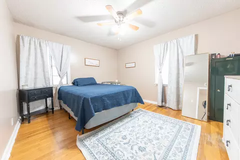 Bedroom - 2013 14th St, Columbus, IN 47201 photo 1 of 3