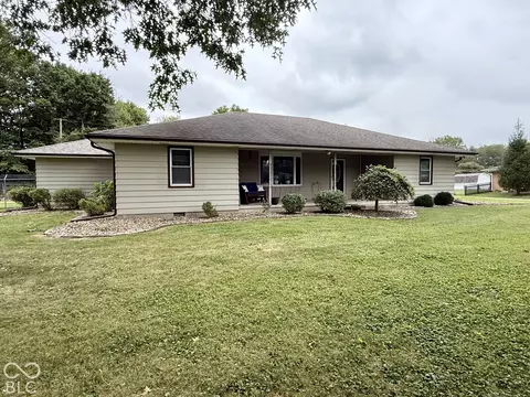 2344 W Del Mar Dr, Crawfordsville, IN 47933