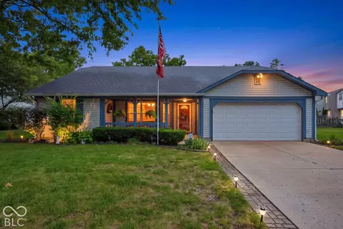 6935 Cross Key Dr, Indianapolis, IN 46268