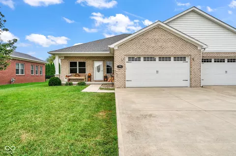 11 Bridge Hampton Dr, Crawfordsville, IN 47933