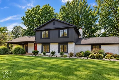 18 Sherry Ct, Carmel, IN 46032