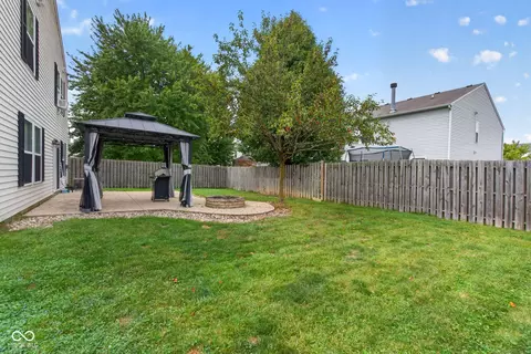 Exterior - 9376 W Constellation Dr, Pendleton, IN 46064 photo 5 of 7