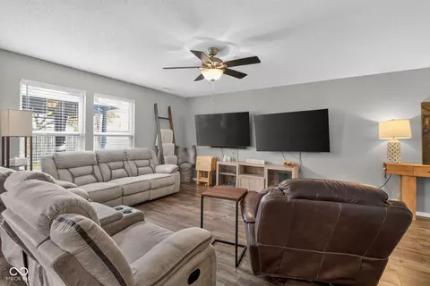 Living - 9376 W Constellation Dr, Pendleton, IN 46064 photo 1 of 1