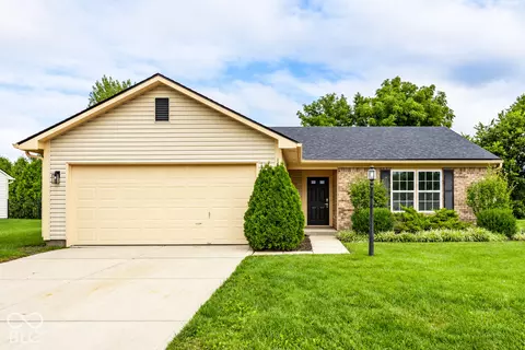 18061 Sanibel Cir, Noblesville, IN 46062