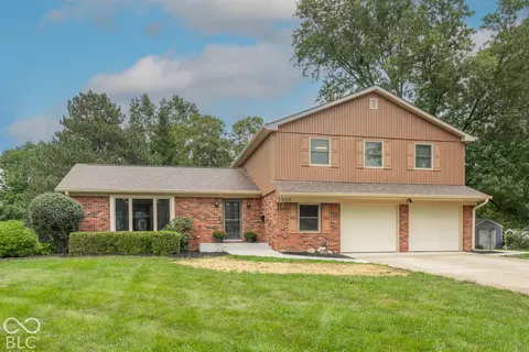 2209 Center Dr, Lebanon, IN 46052