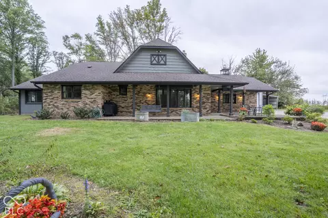 1744 W 1000 N, Fountaintown, IN 46130