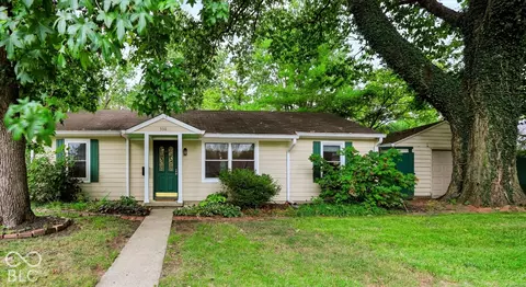 530 Eagleview Ct, Zionsville, IN 46077