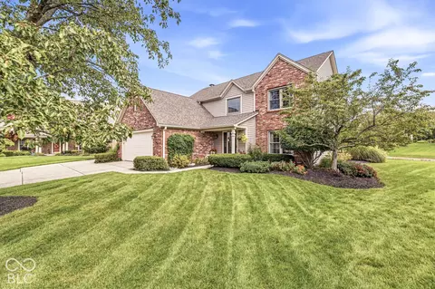 11015 Rutgers Ln, Fishers, IN 46038