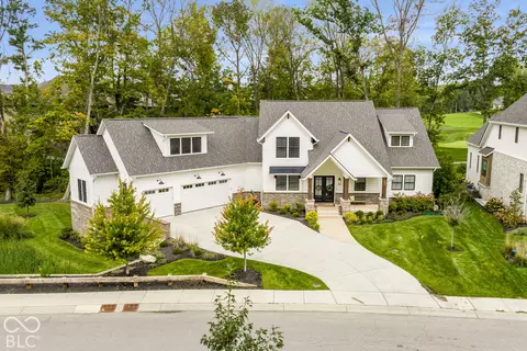 10642 Holliday Farms Blvd, Zionsville, IN 46077