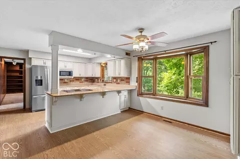 Kitchen - 400 E Greyhound Pass, Carmel, IN 46032 photo 3 of 3