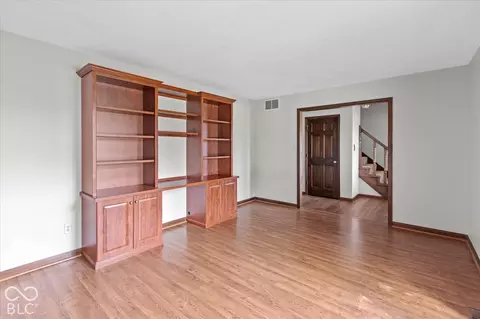 Living - 400 E Greyhound Pass, Carmel, IN 46032 photo 2 of 4