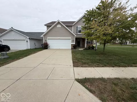 12634 Old Pond Rd, Noblesville, IN 46060