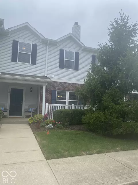 12215 Pebble St UNIT 800, Fishers, IN 46038