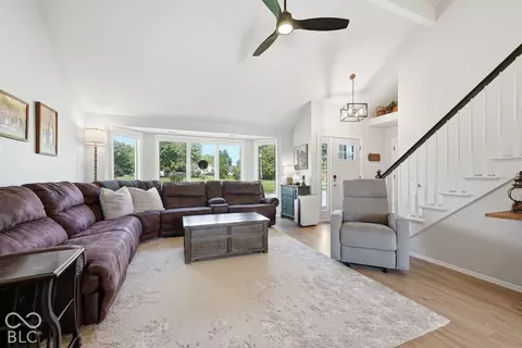 Living - 9009 Hamilton Rd, Yoder, IN 46798 photo 3 of 4